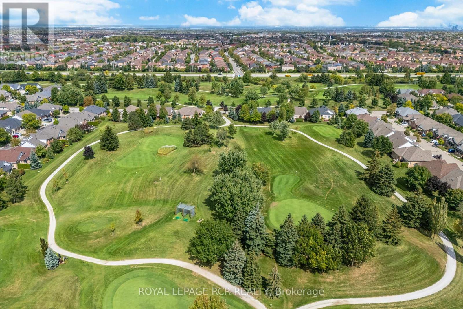 Photo 41 of 21 Seashell Place, Brampton ON