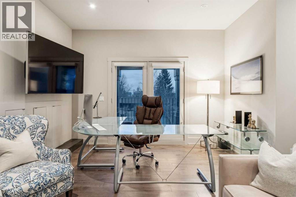 Photo 12 of 625 Britannia Drive Sw, Calgary AB