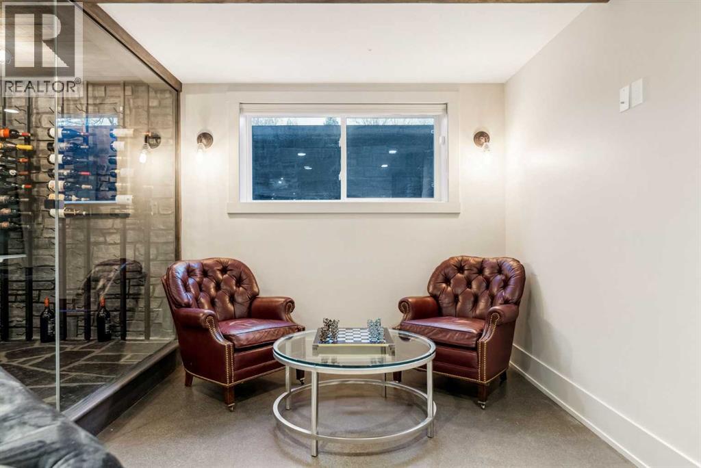 Photo 34 of 625 Britannia Drive Sw, Calgary AB