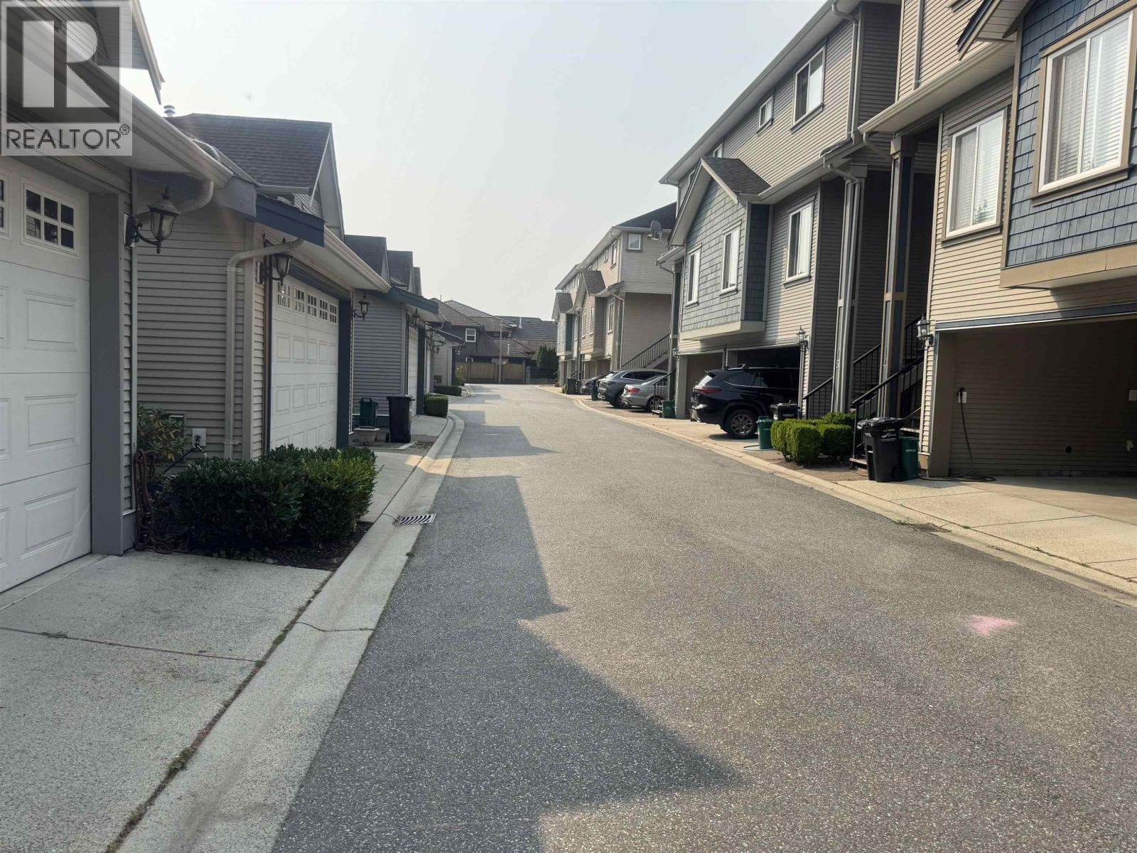 Photo 3 of 12 10222 No 1 Road, Richmond BC