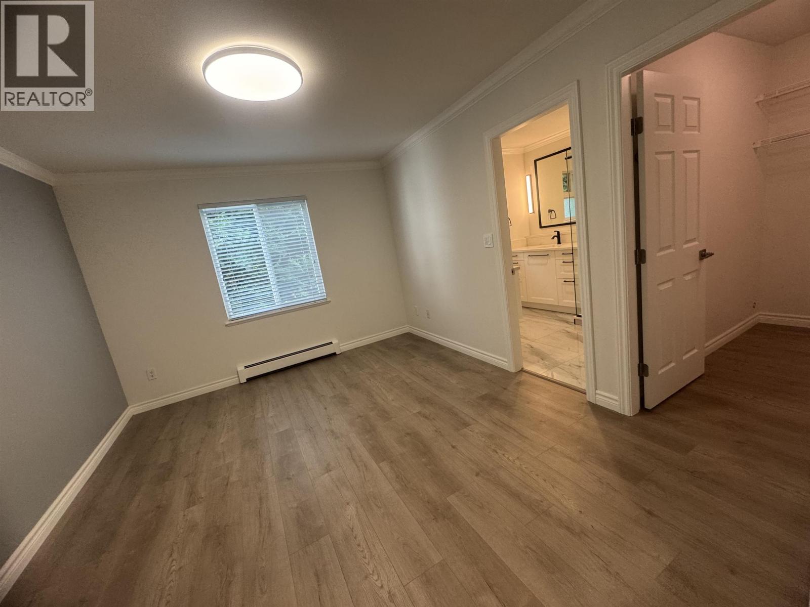 Photo 9 of 12 10222 No 1 Road, Richmond BC