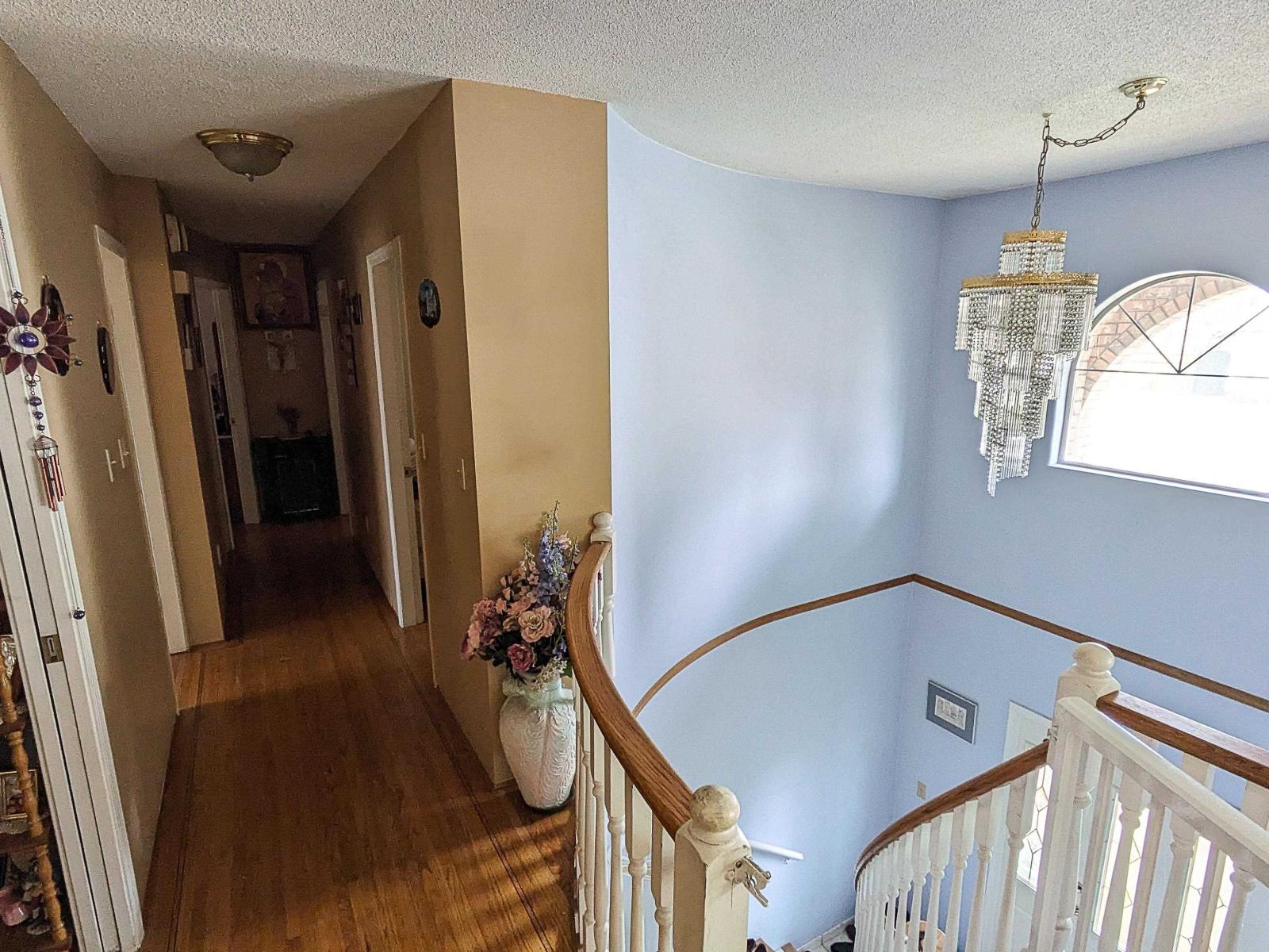 Photo 5 of 13858 Brentwood Crescent, Surrey BC