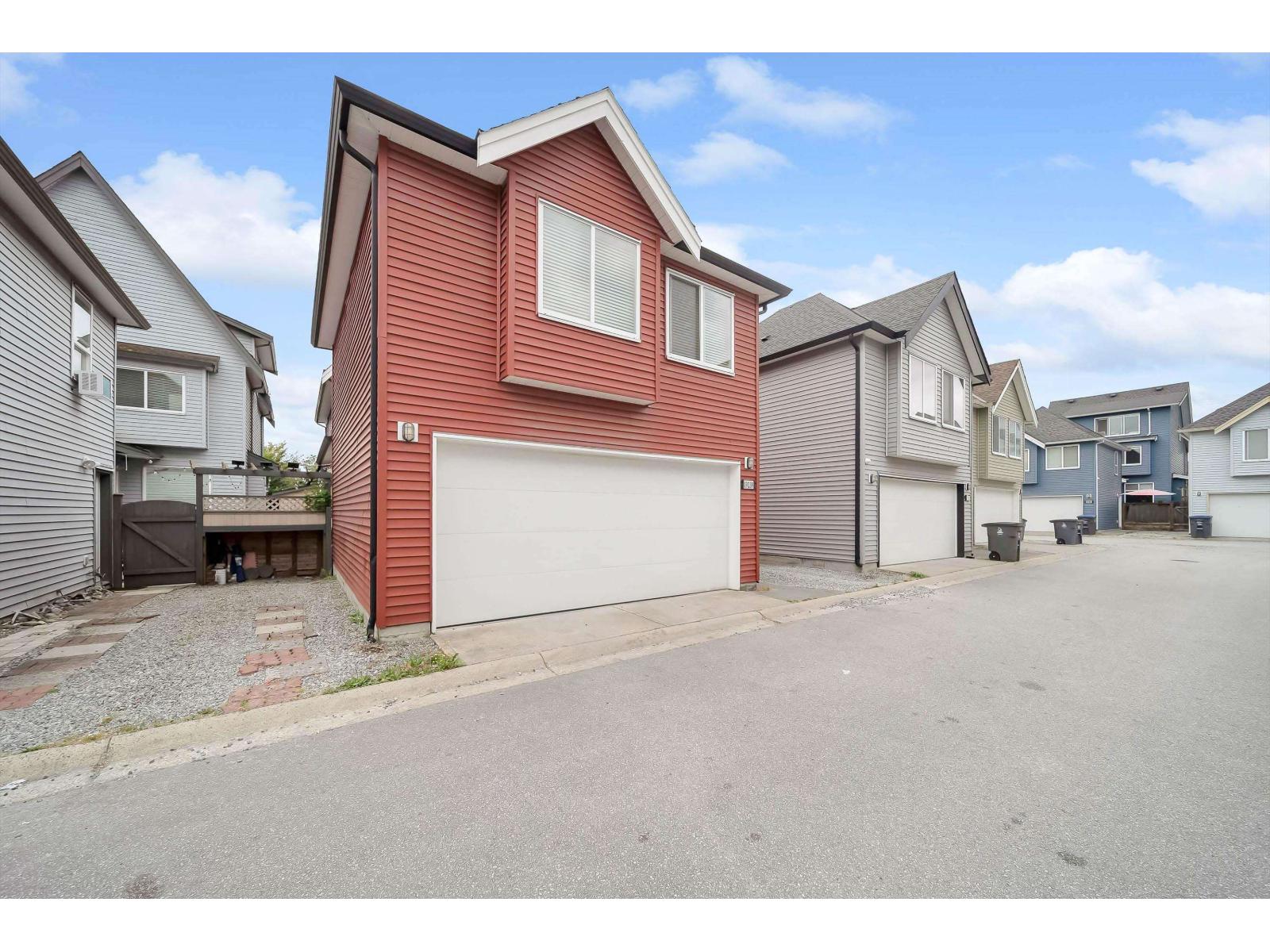 Photo 29 of 19239 69 A Avenue, Surrey BC