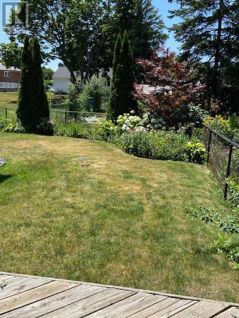 Photo 17 of 10 Marlbank Road, Toronto ON