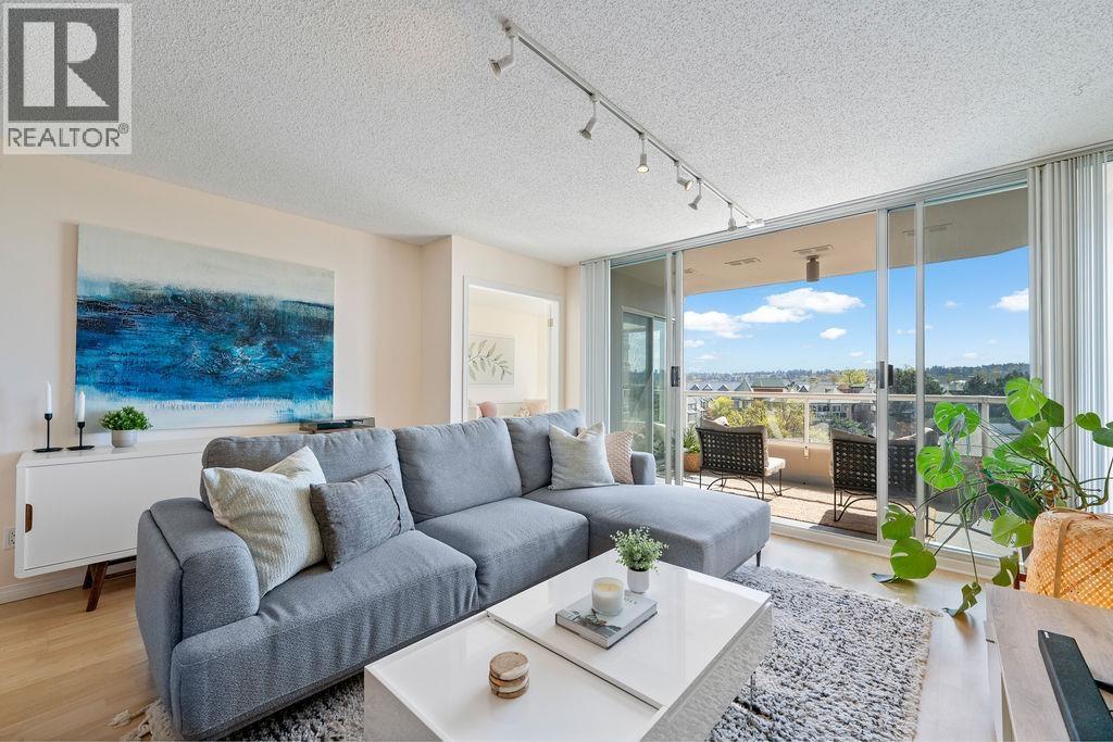 Photo 2 of 502 1065 Quayside Drive, New Westminster BC