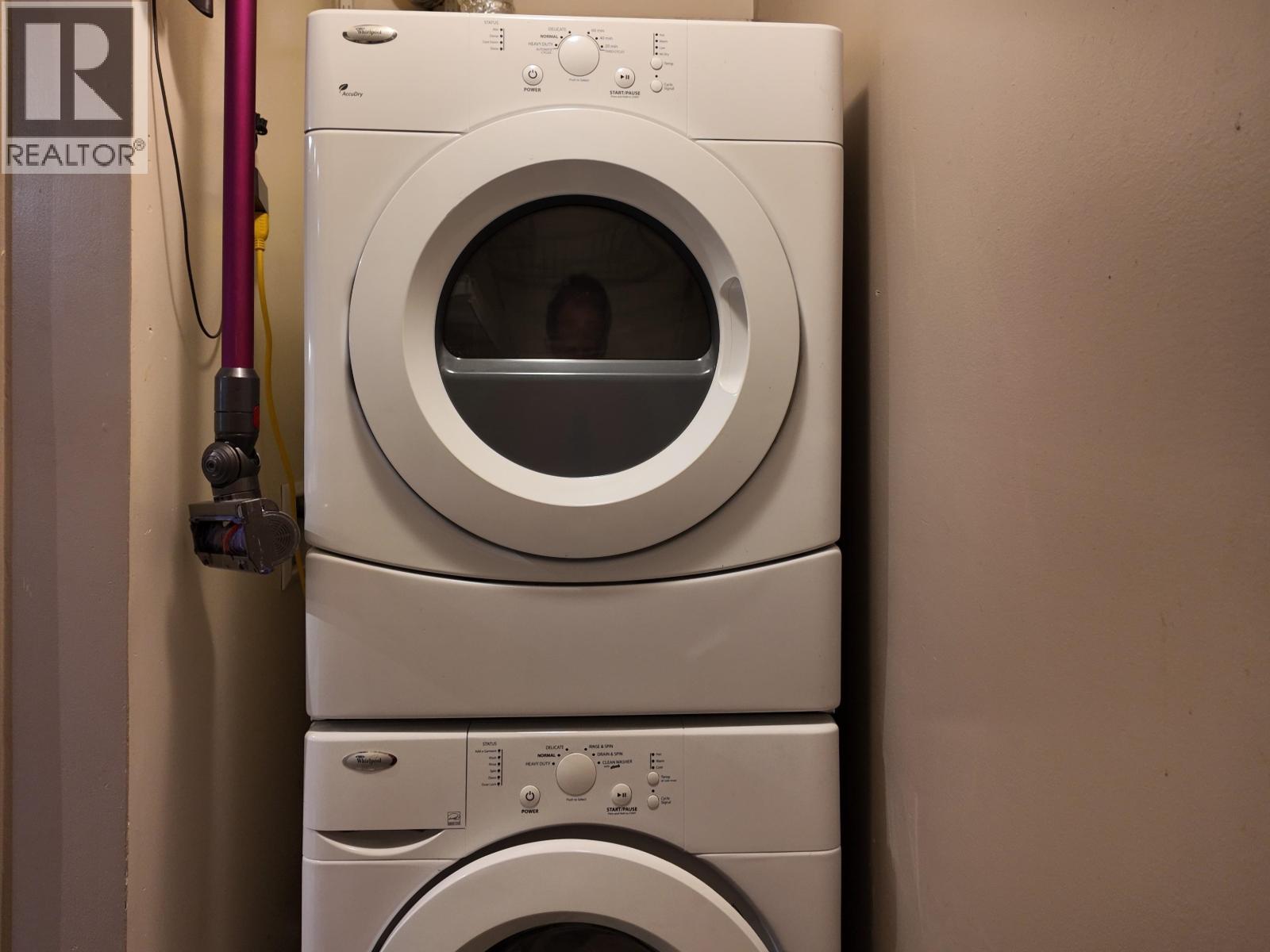 121 7437 MOFFATT ROAD, Richmond