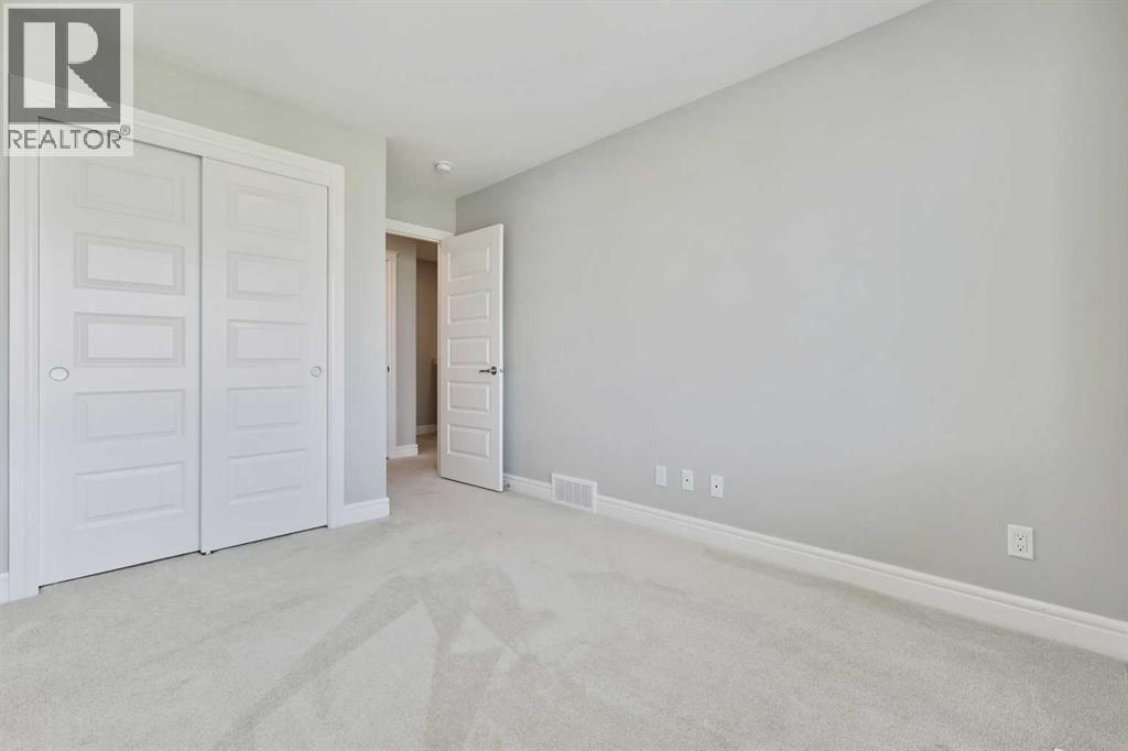 Photo 21 of 19617 45 Street Se, Calgary AB
