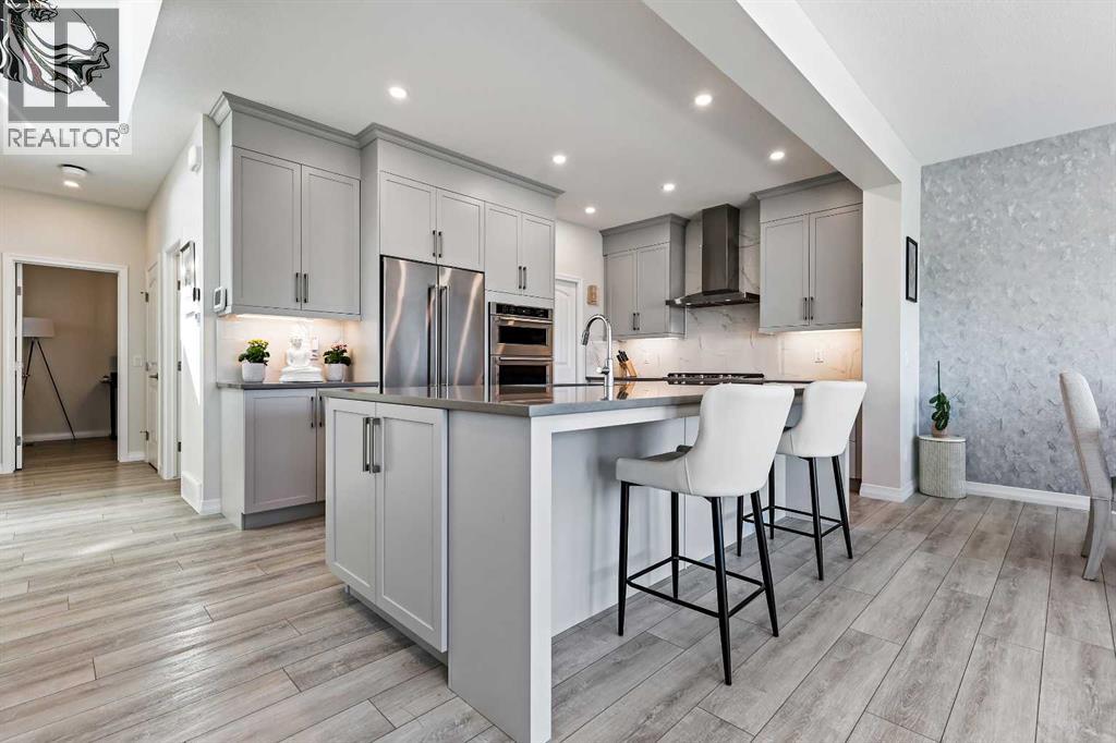 Photo 7 of 100 Magnolia Crescent Se, Calgary AB