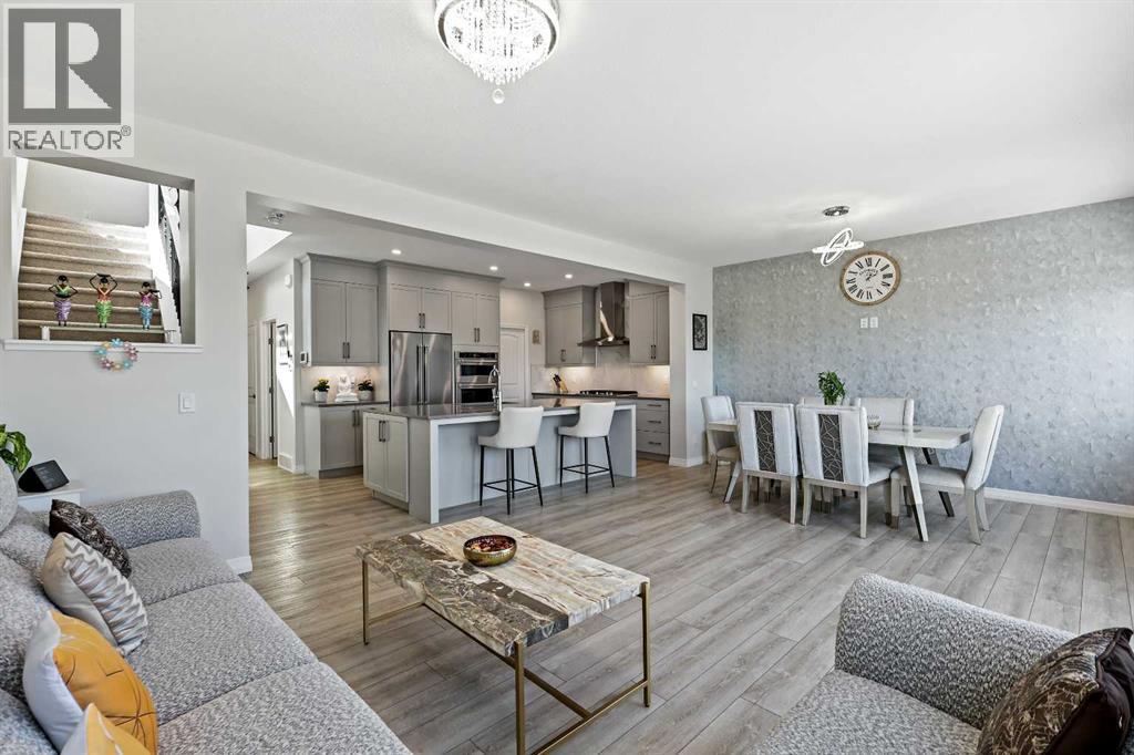 Photo 12 of 100 Magnolia Crescent Se, Calgary AB