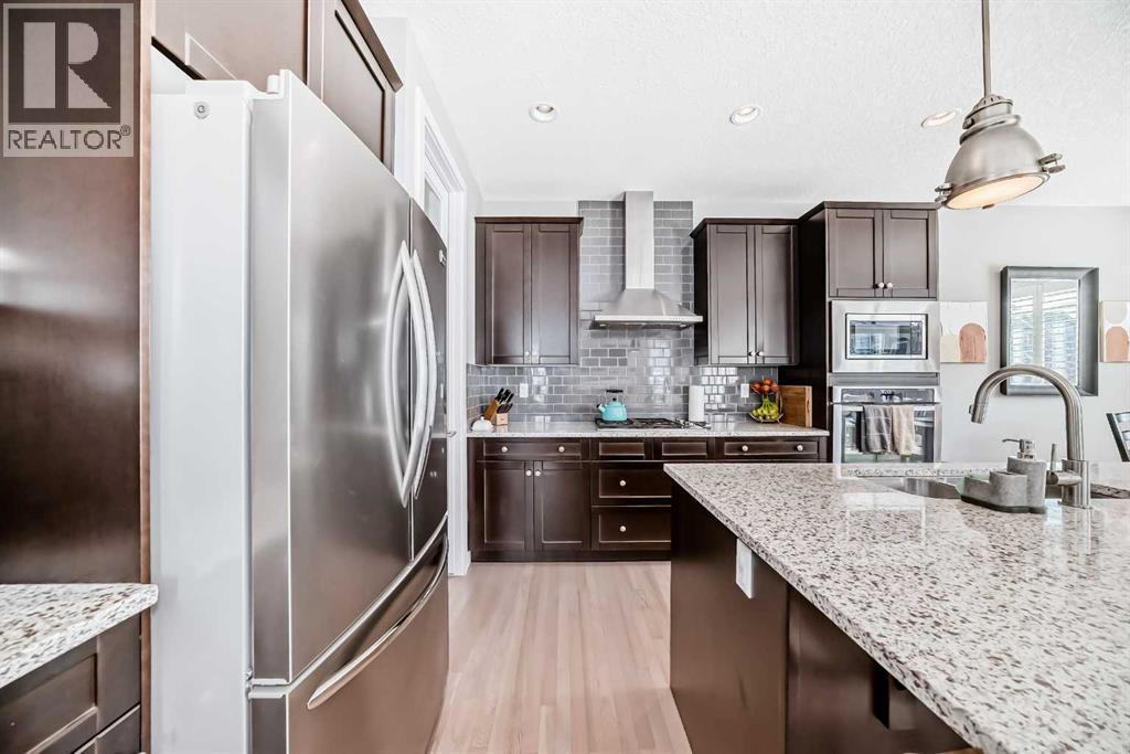 100 Sundown Grove, Cochrane