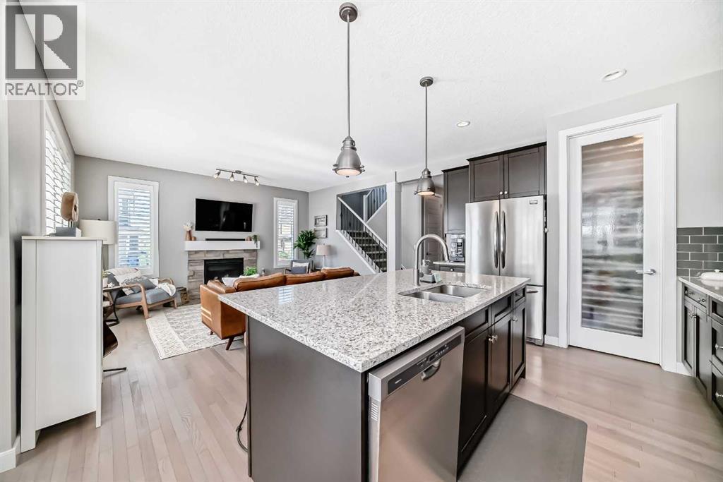 100 Sundown Grove, Cochrane