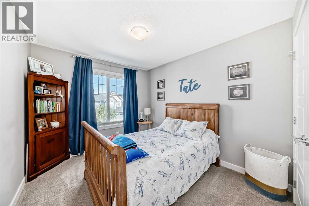 100 Sundown Grove, Cochrane