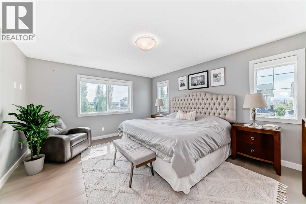 100 Sundown Grove, Cochrane