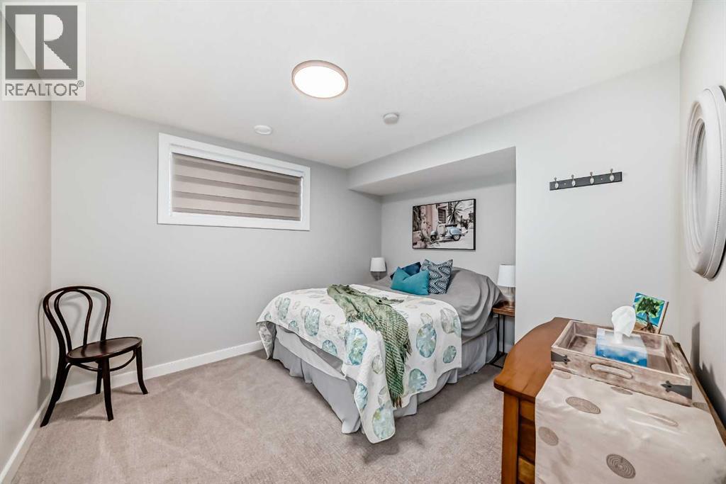 100 Sundown Grove, Cochrane