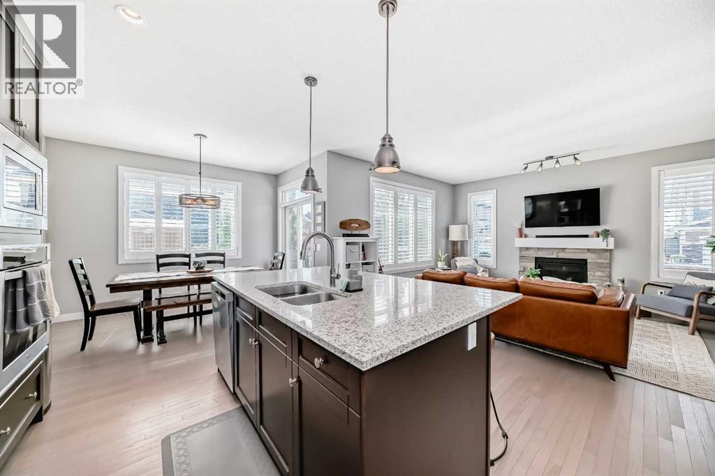100 Sundown Grove, Cochrane