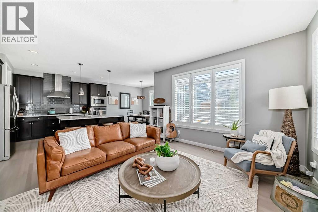 100 Sundown Grove, Cochrane