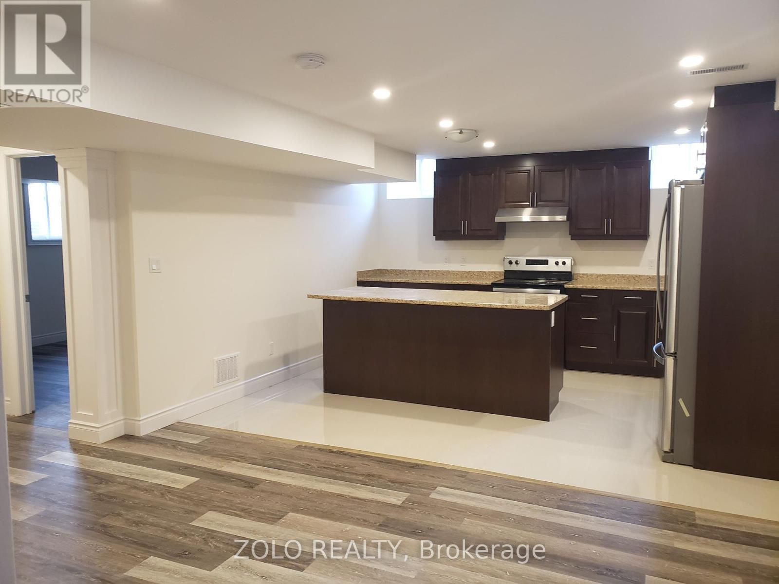 Photo 1 of Lower 58 Gibson Circle, Bradford West Gwillimbury ON