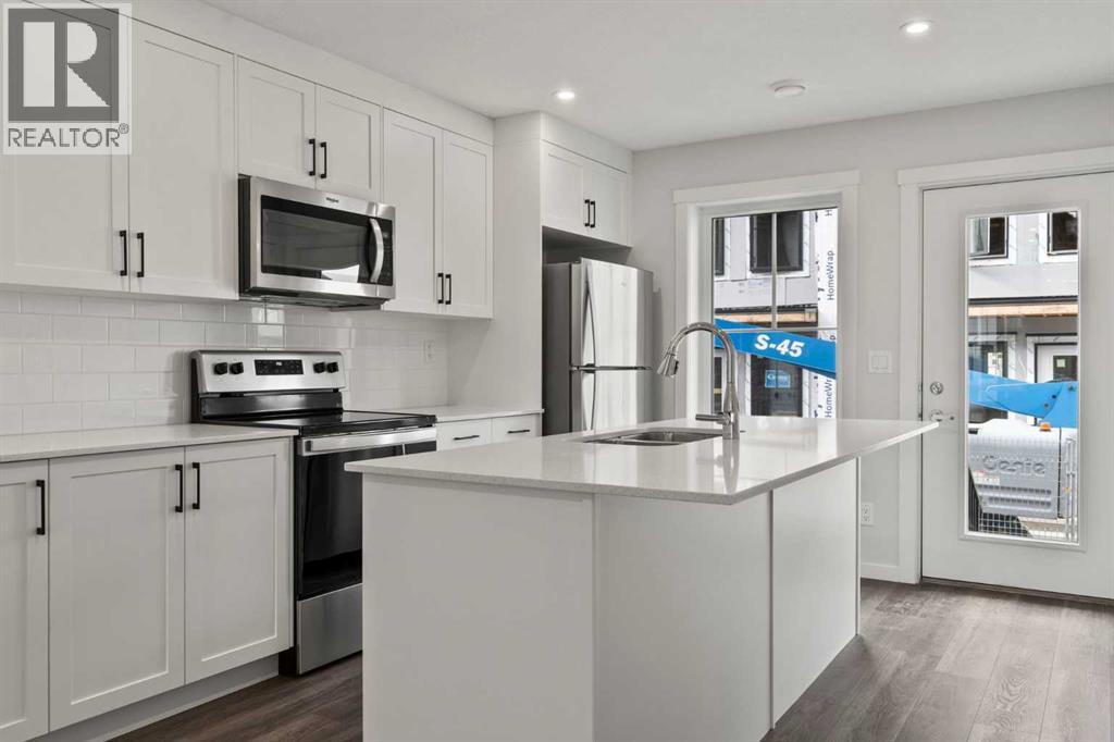 Photo 5 of 114 40 Livingston Parade Ne, Calgary AB