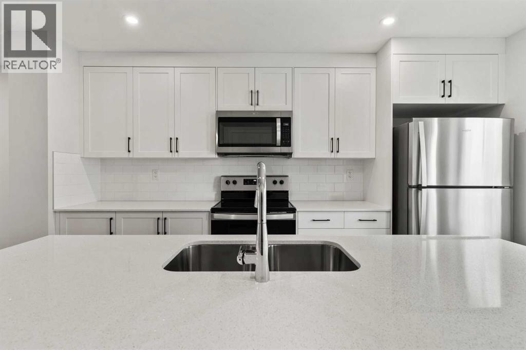 Photo 3 of 114 40 Livingston Parade Ne, Calgary AB