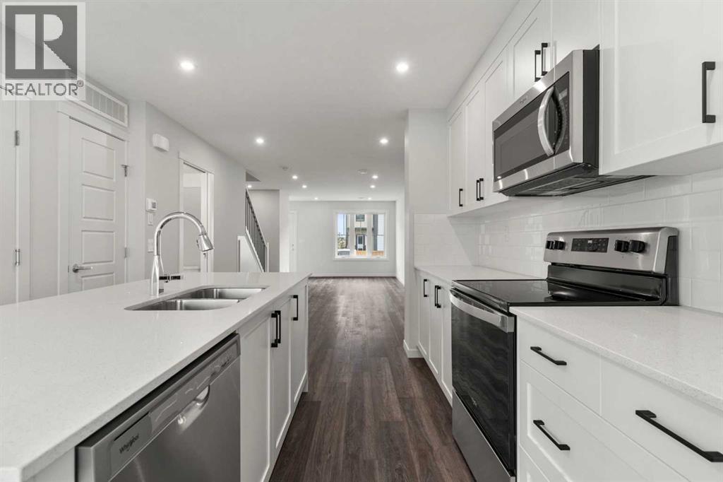 Photo 4 of 114 40 Livingston Parade Ne, Calgary AB