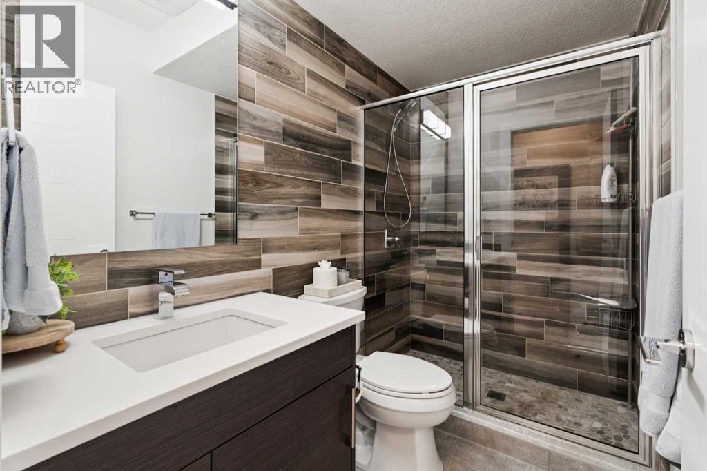 Photo 38 of 2629 32 Street Sw, Calgary AB