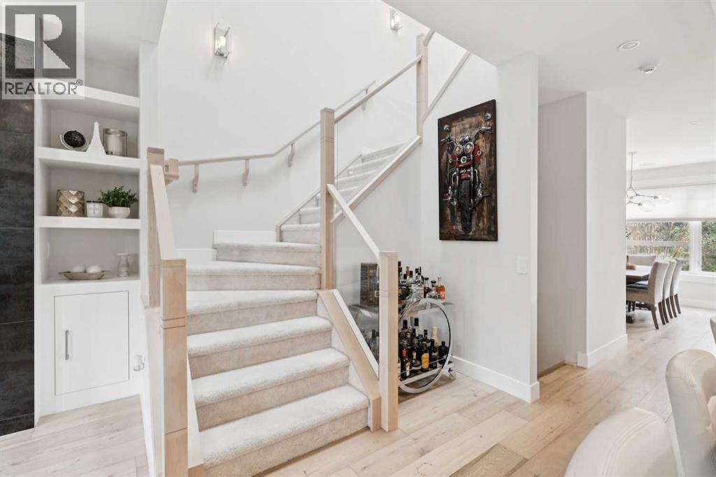Photo 15 of 2629 32 Street Sw, Calgary AB