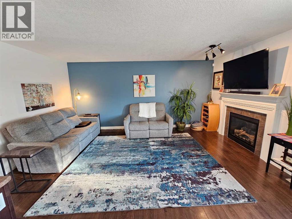 Photo 12 of 7417 112 Street, Grande Prairie AB