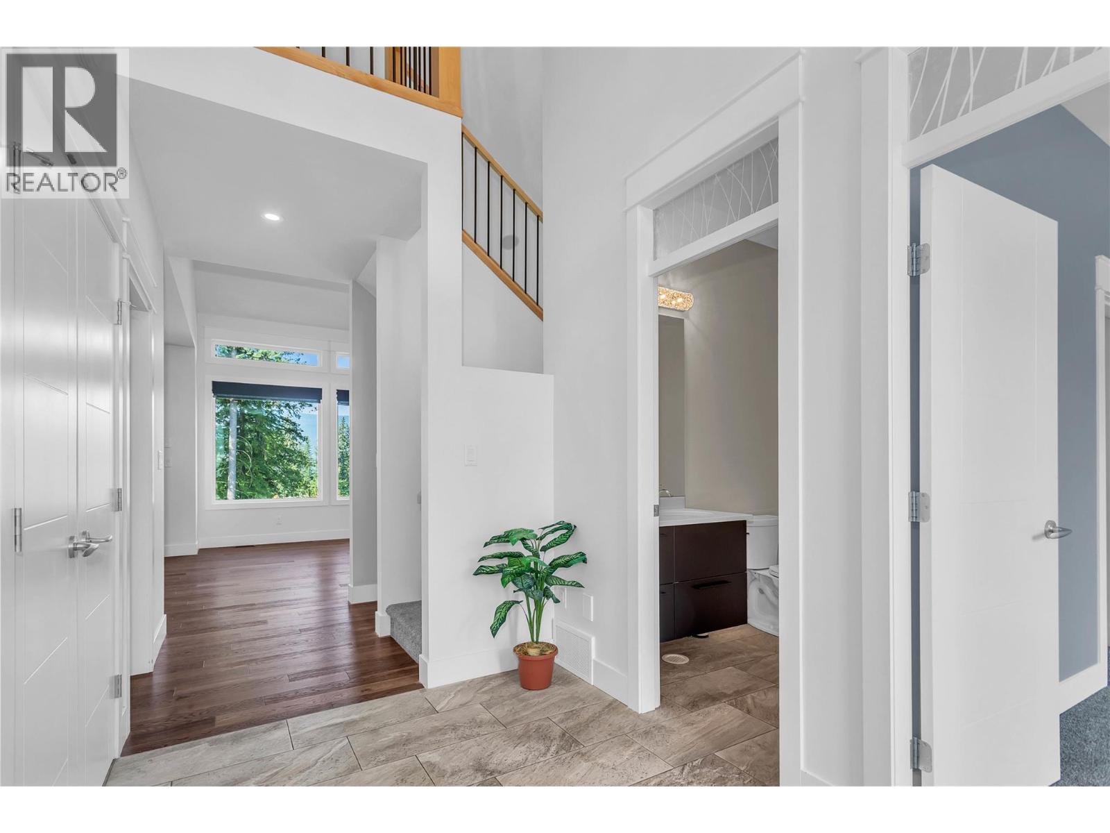  1281 23 Street Southeast, Salmon Arm