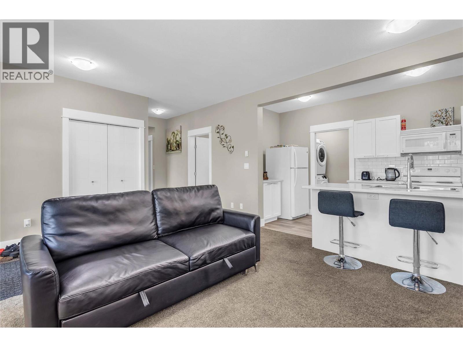  1281 23 Street Southeast, Salmon Arm