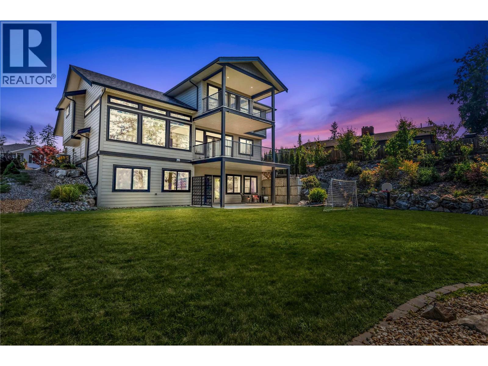  1281 23 Street Southeast, Salmon Arm