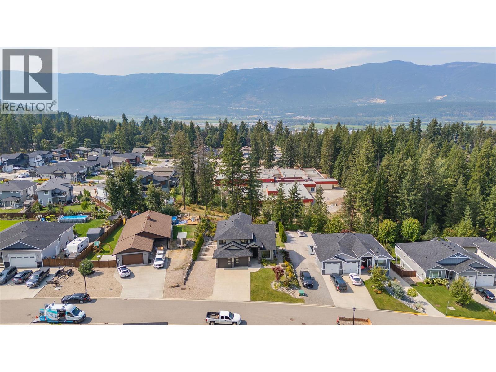  1281 23 Street Southeast, Salmon Arm