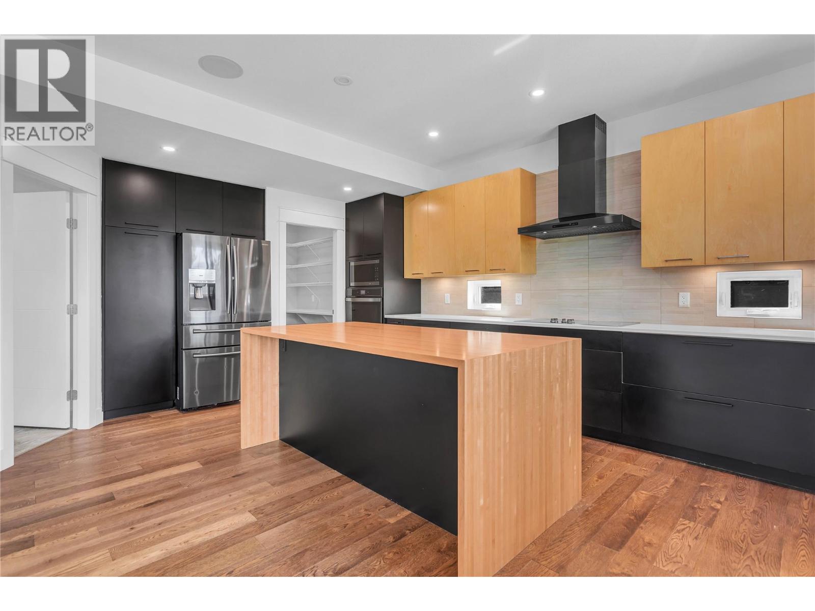  1281 23 Street Southeast, Salmon Arm