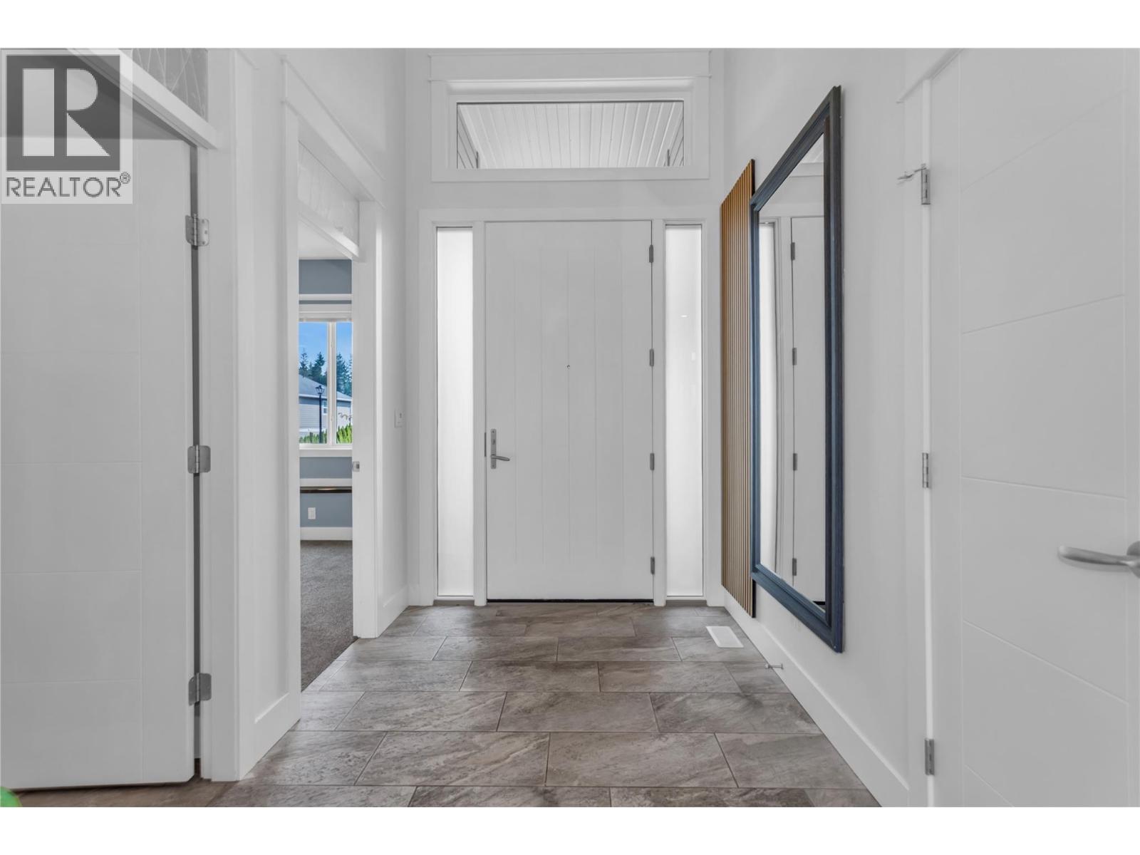  1281 23 Street Southeast, Salmon Arm