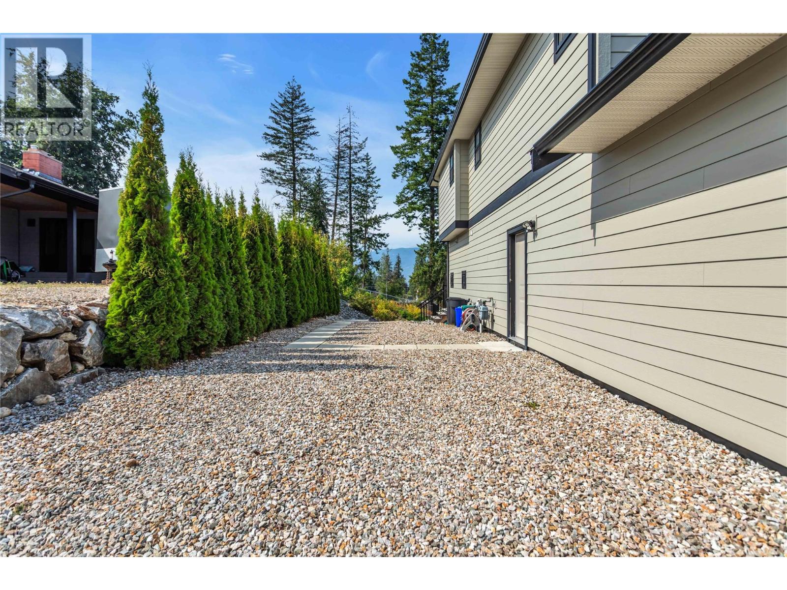  1281 23 Street Southeast, Salmon Arm