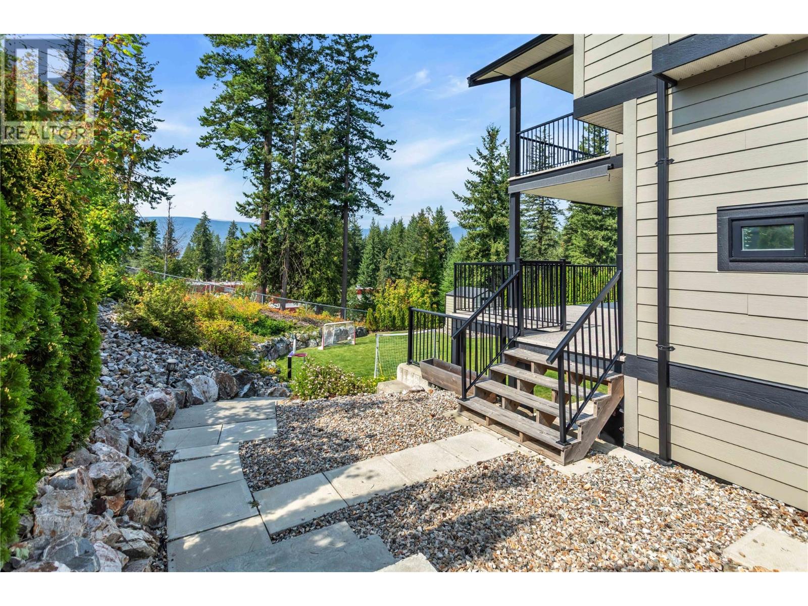  1281 23 Street Southeast, Salmon Arm