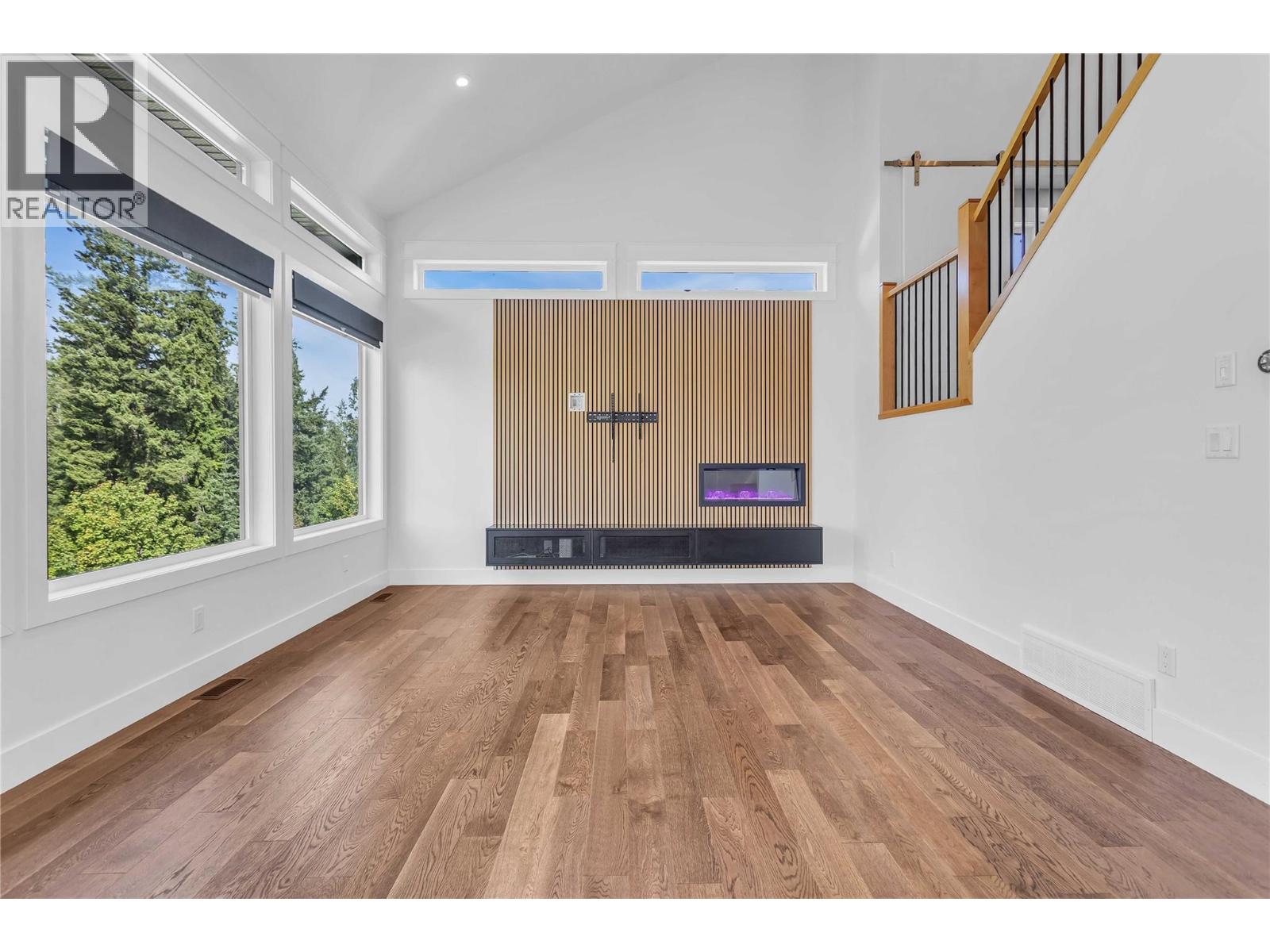  1281 23 Street Southeast, Salmon Arm