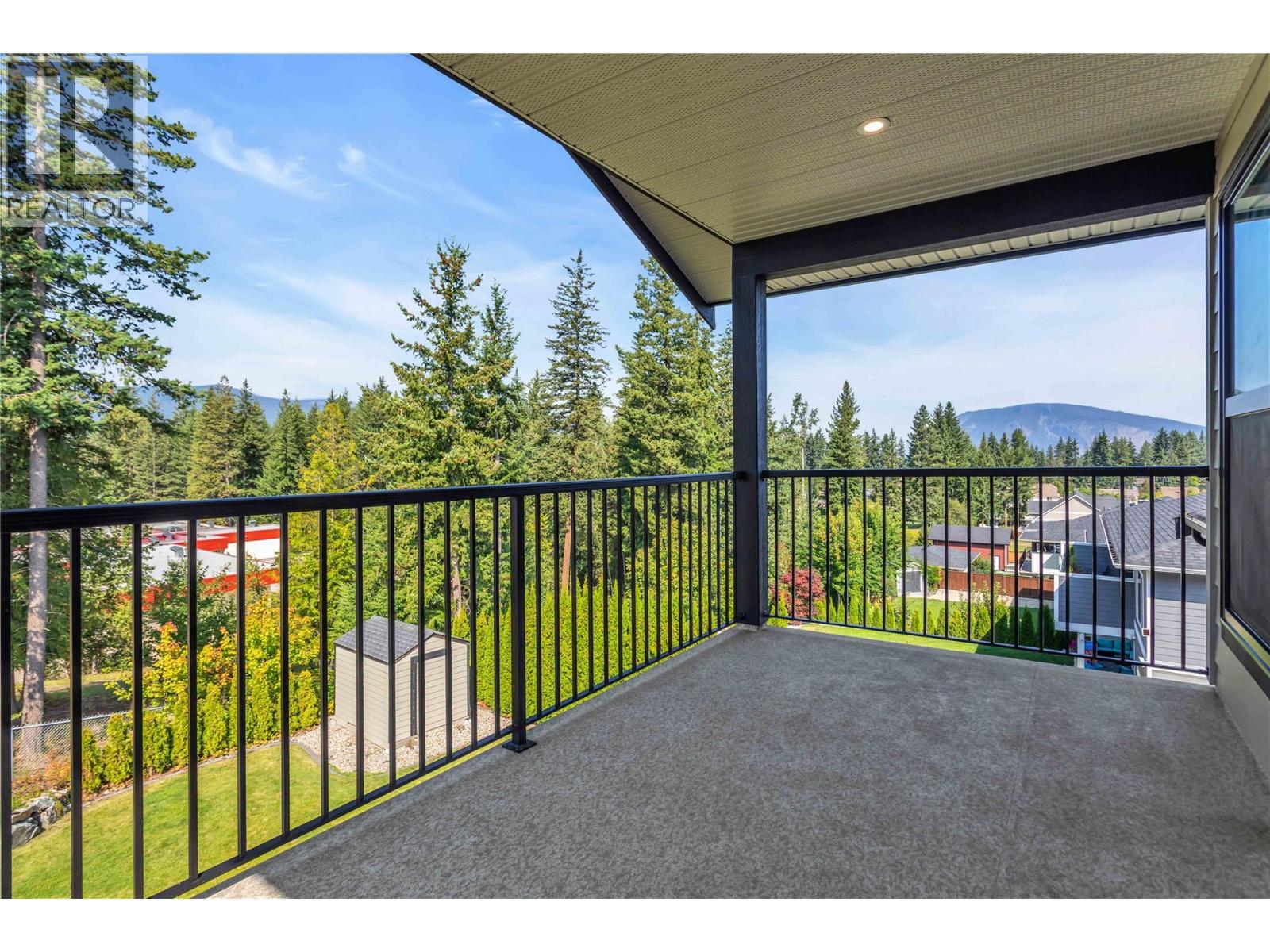  1281 23 Street Southeast, Salmon Arm