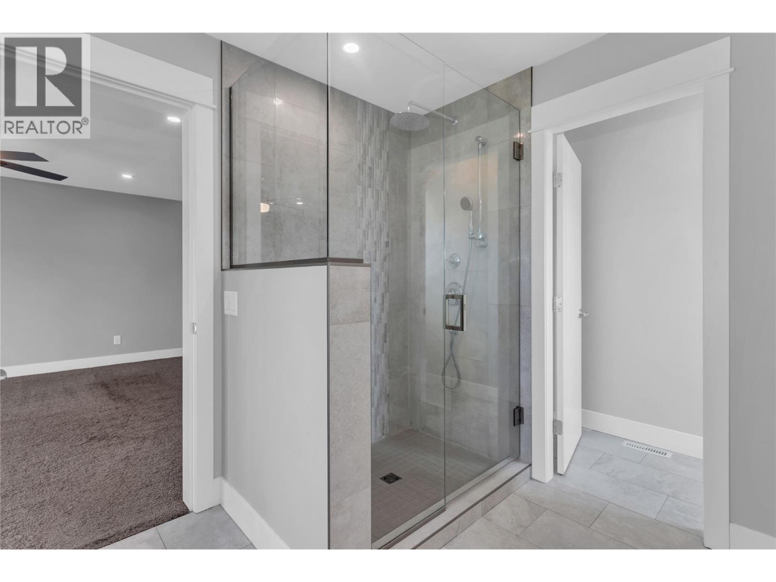  1281 23 Street Southeast, Salmon Arm