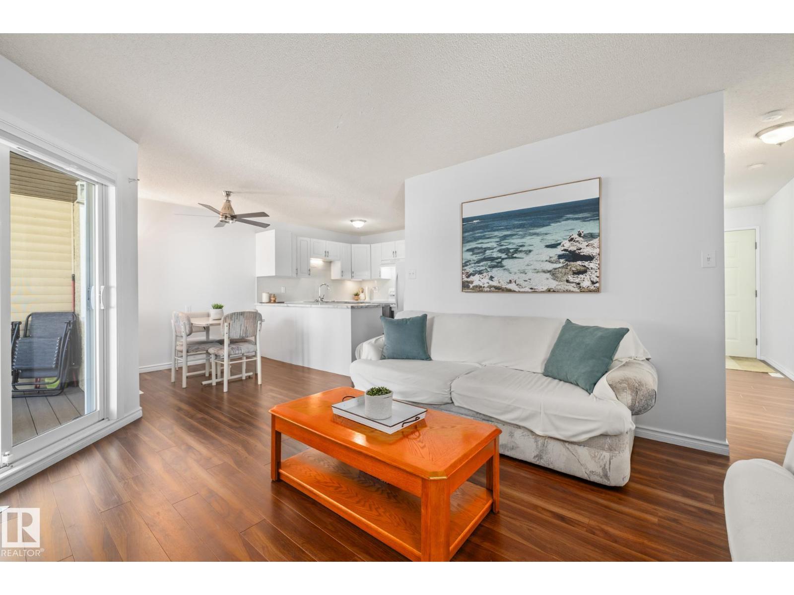 Photo 5 of 27 Pineview Horizon Vg, St Albert AB