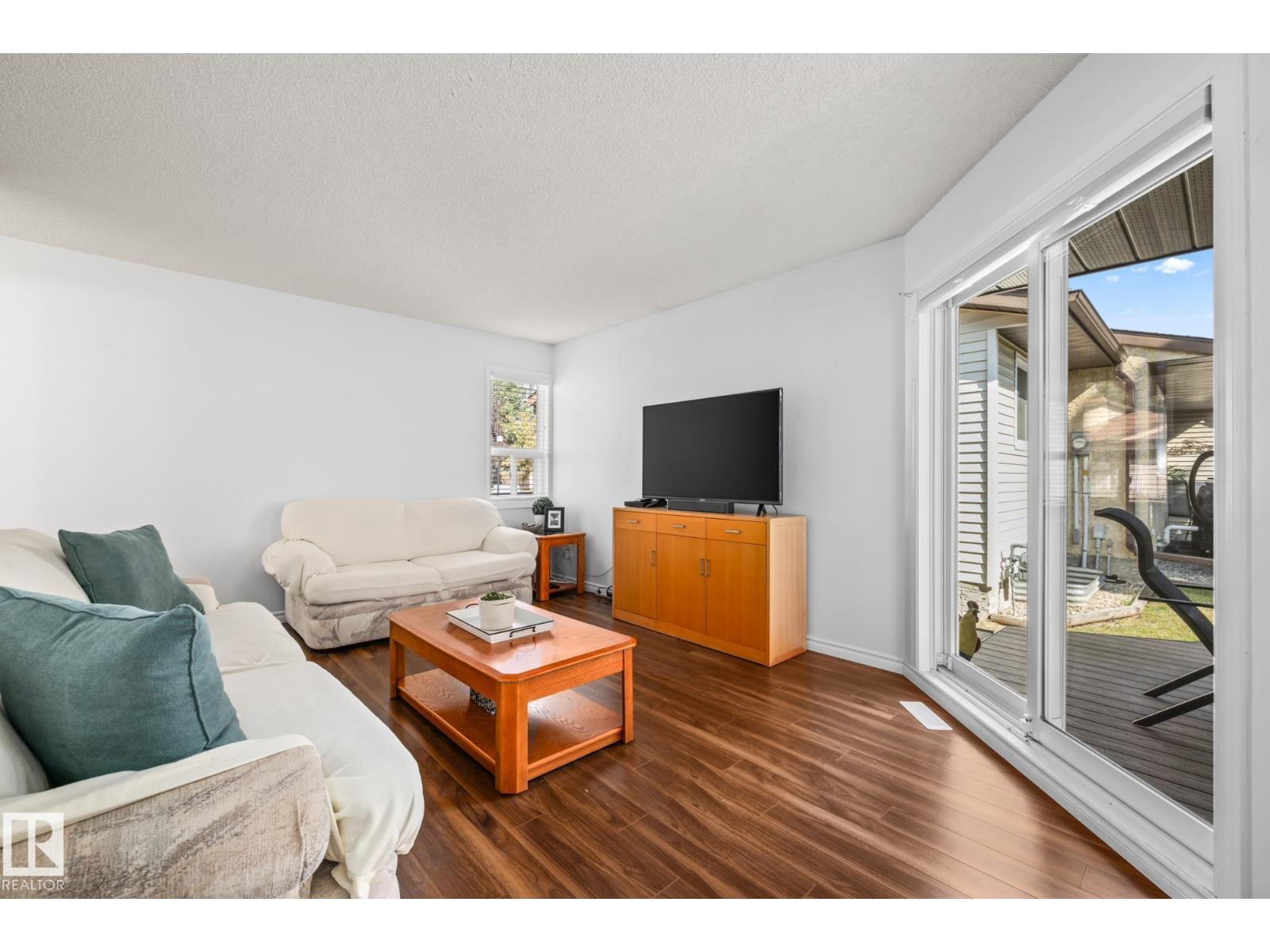 Photo 7 of 27 Pineview Horizon Vg, St Albert AB
