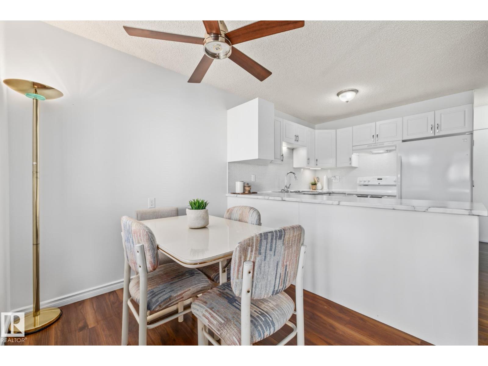 Photo 8 of 27 Pineview Horizon Vg, St Albert AB