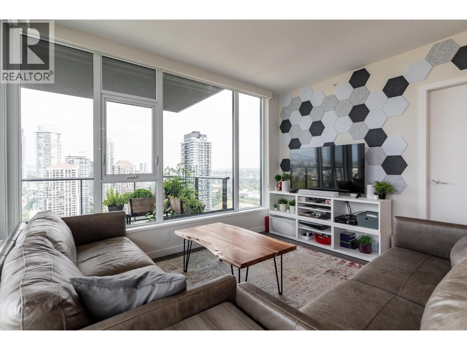 2707 4168 LOUGHEED HIGHWAY, Burnaby