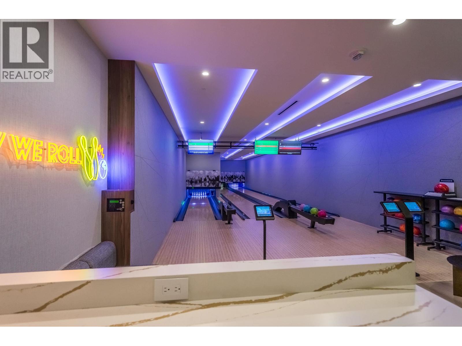 2707 4168 LOUGHEED HIGHWAY, Burnaby