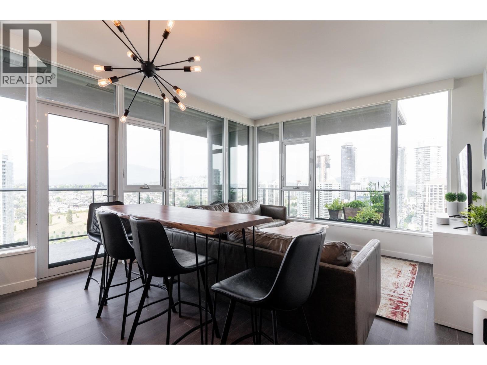 2707 4168 LOUGHEED HIGHWAY, Burnaby