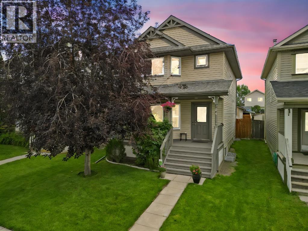 Photo 1 of 84 Covepark Drive Ne, Calgary AB