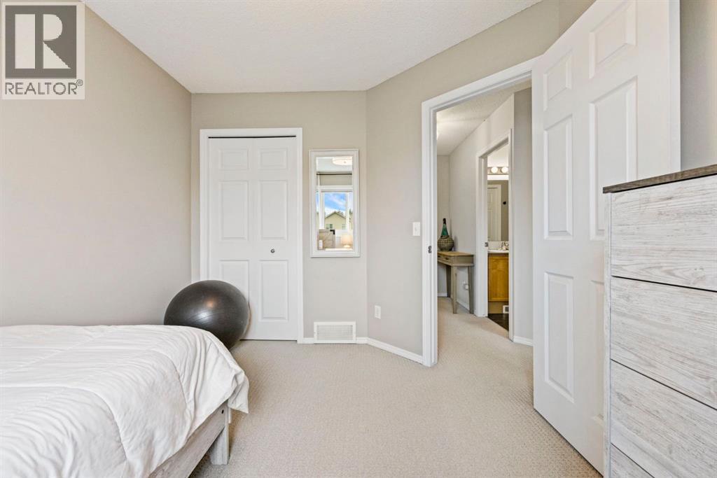 Photo 34 of 84 Covepark Drive Ne, Calgary AB