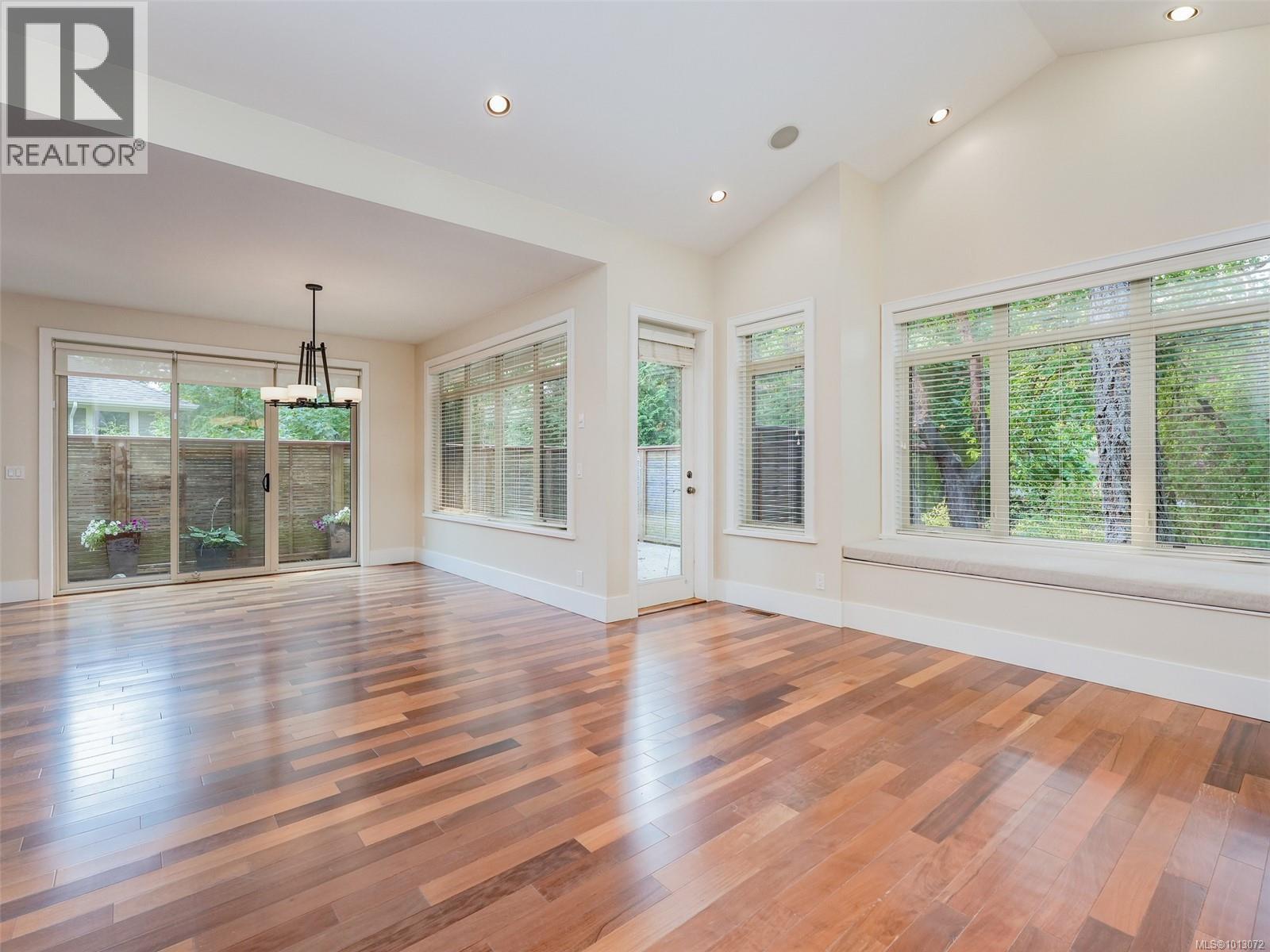 1266 Oceanwood Lane, Saanich