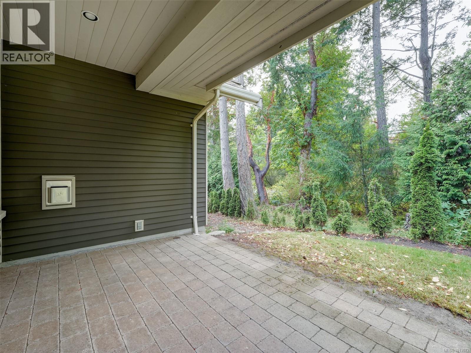 1266 Oceanwood Lane, Saanich