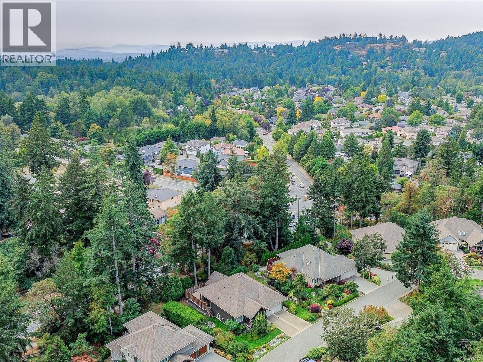 1266 Oceanwood Lane, Saanich