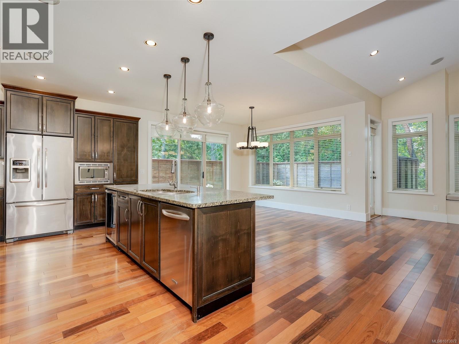 1266 Oceanwood Lane, Saanich